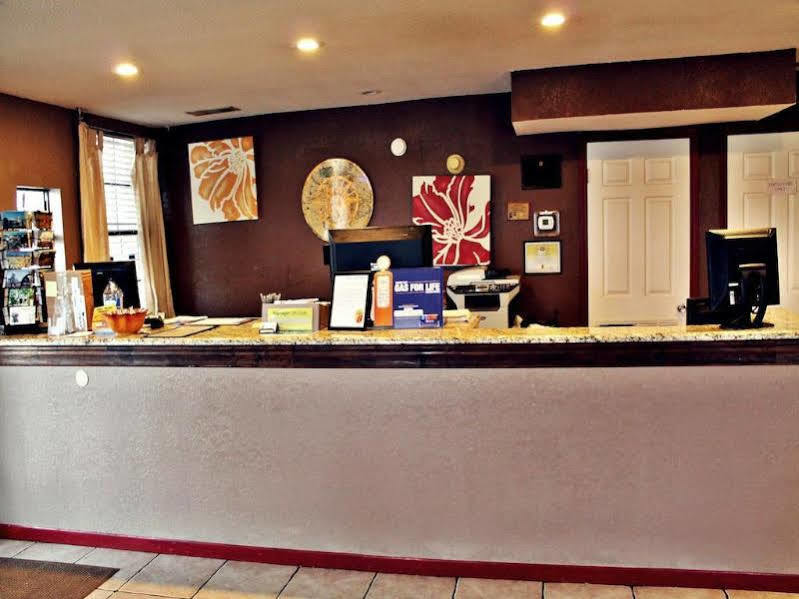 Hotel Super 8 By Wyndham Fredericksburg Exteriér fotografie